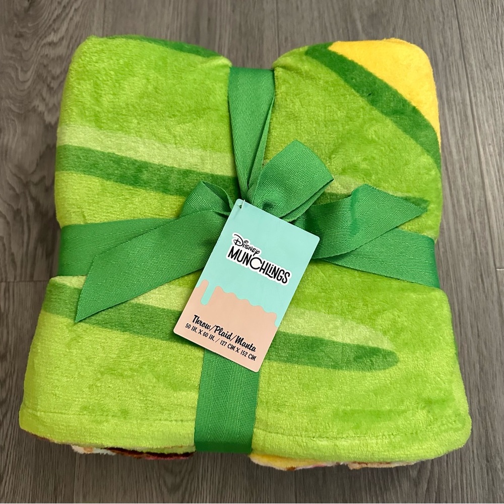 New Disney Munchlings Throw Blanket